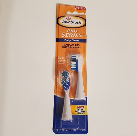 Arm & Hammer Spinbrush Pro Series Medium Two Replacement Heads - Picture 1 of 3